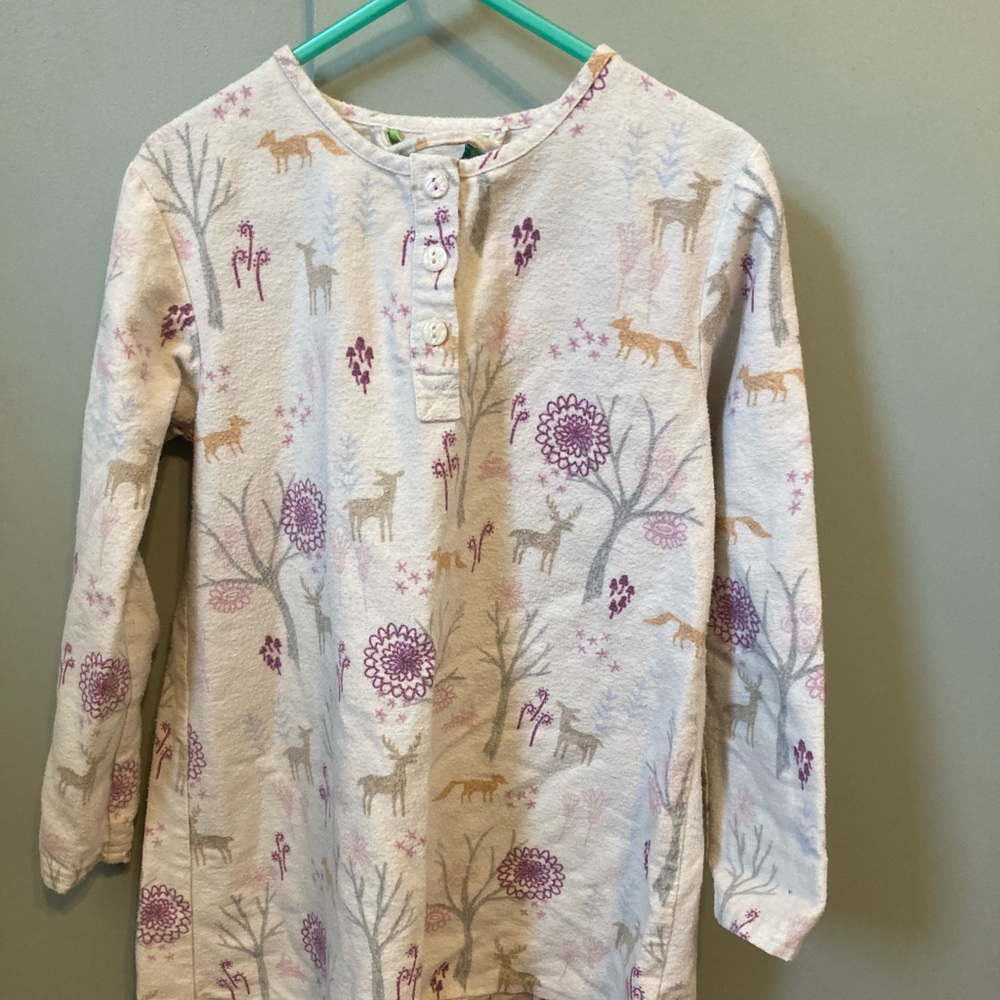 Super cute and comfortable little girl nightgown
